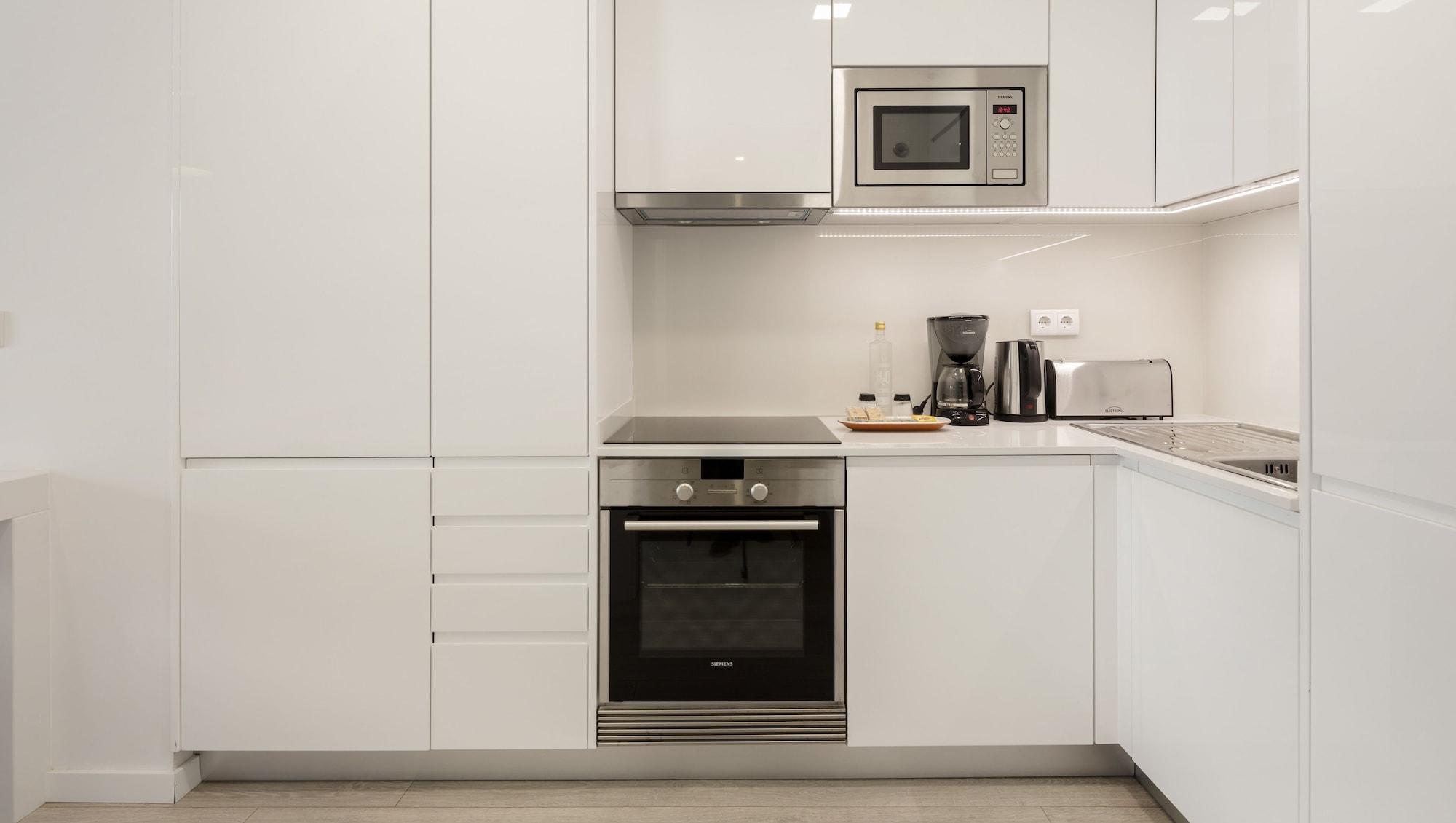 Lisbon Serviced Apartments - Parque Exteriör bild